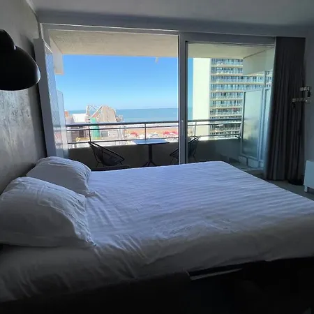 Sea Shelter * Ostenda